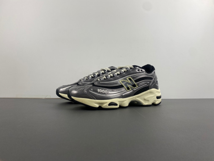 new Ba1an*e 1000 “silver metallic” m1000sl
