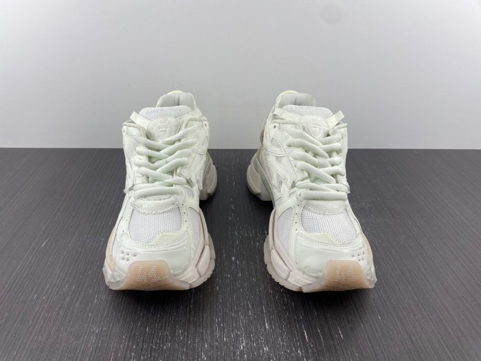 BALCIA RUNNER SNEAKER