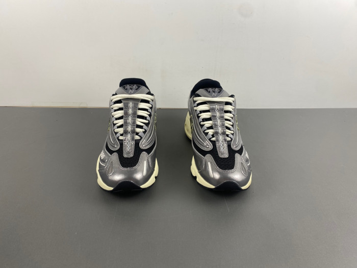 new Ba1an*e 1000 “silver metallic” m1000sl
