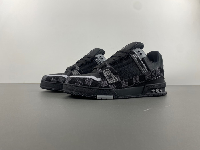 LUSV SNEAKERS