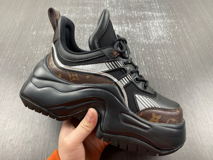 LUSV SNEAKERS
