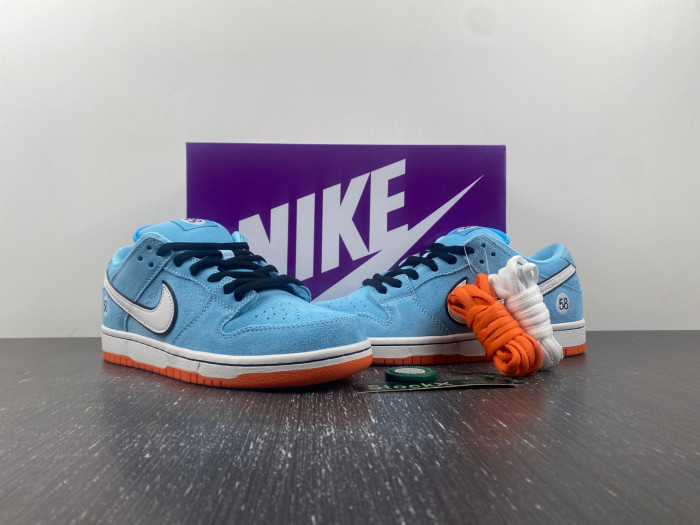 Nike SB Dunk Low Pro 