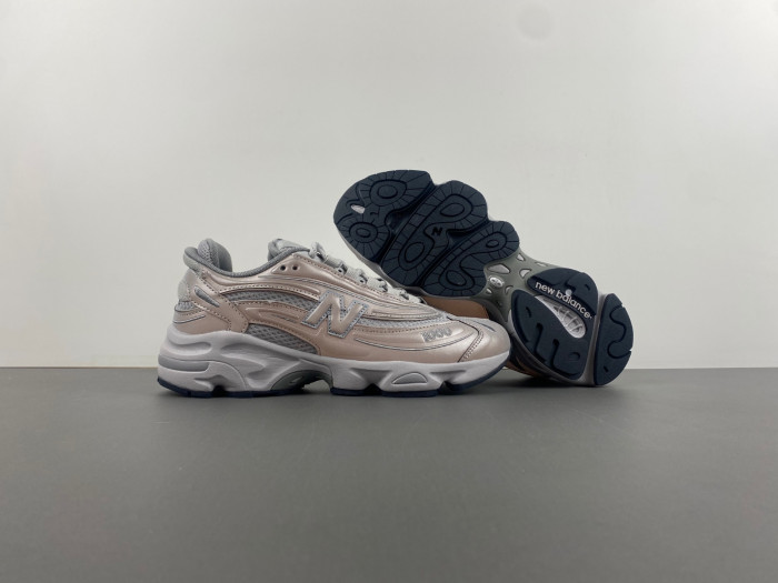new Ba1an*e 1000 ''reflective pack'' silver metallic, raincloud m1000te