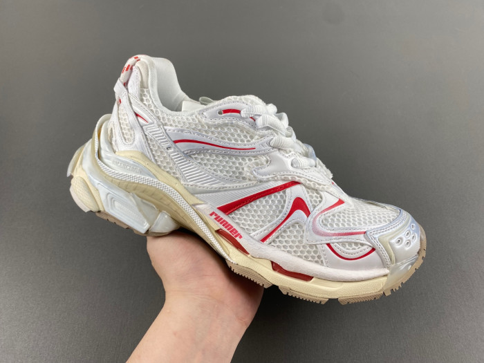 BALCIA RUNNER SNEAKER