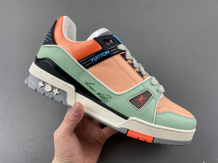LUSV SNEAKERS
