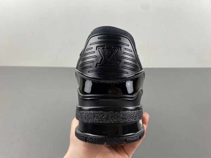 LUSV SNEAKERS