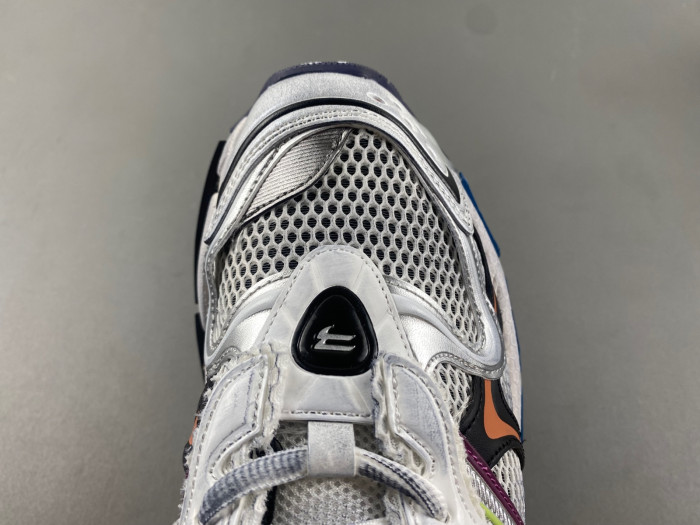 BALCIA RUNNER SNEAKER