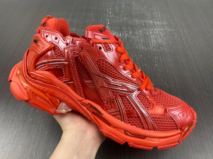 BALCIA RUNNER SNEAKER