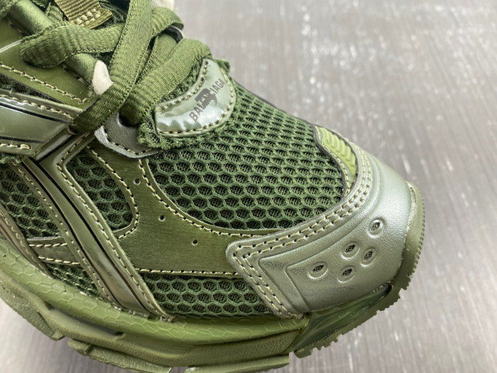 BALCIA RUNNER SNEAKER
