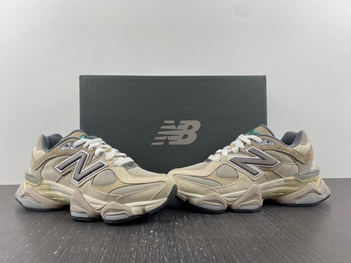 new Ba1an*e 9060 sea salt men