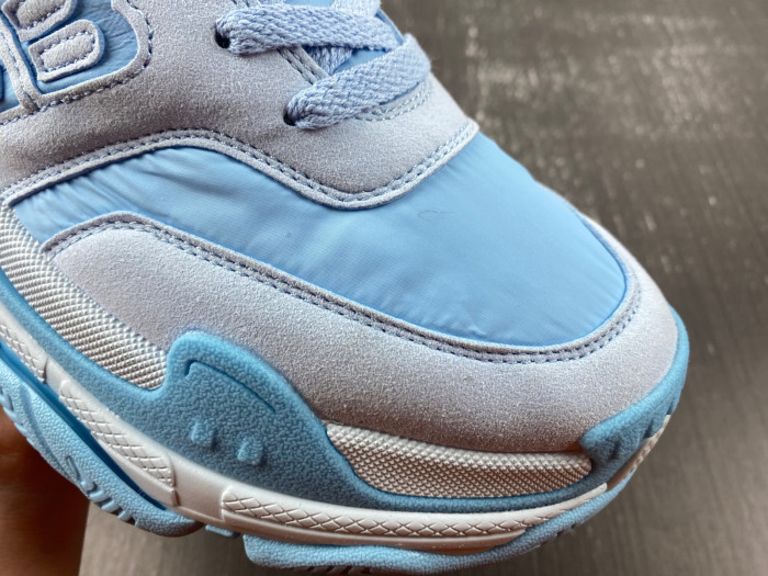 BALCIA TRIPLE S SNEAKER
