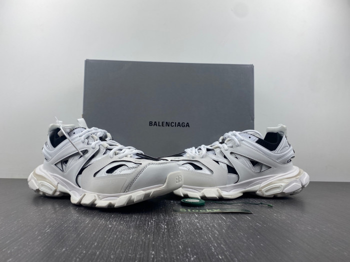 BALCIA Track SNEAKER
