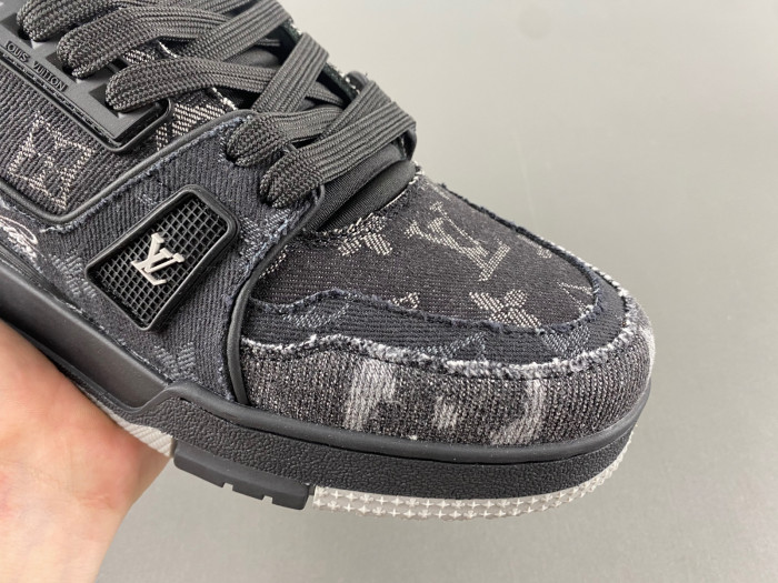 LUSV SNEAKERS