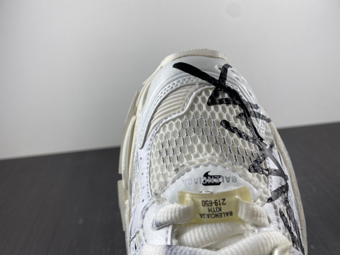 BALCIA RUNNER SNEAKER