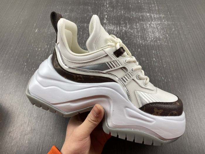 LUSV SNEAKERS