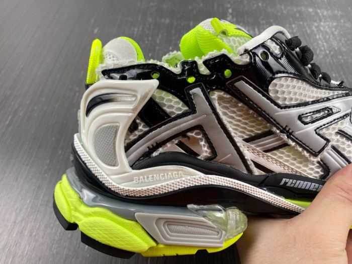 BALCIA RUNNER SNEAKER