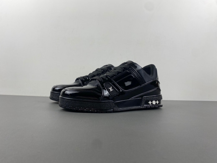LUSV SNEAKERS