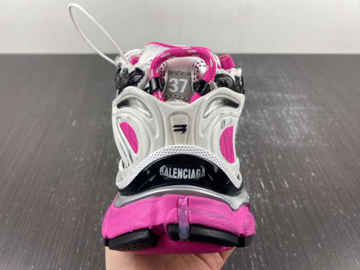 BALCIA RUNNER SNEAKER