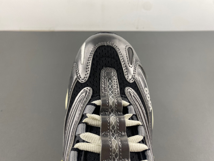 new Ba1an*e 1000 “silver metallic” m1000sl