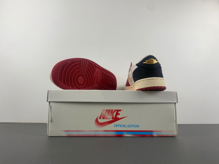 Trophy Room x Air Jordan 1 Low OG “Rookie Card: Home” HV6157-100