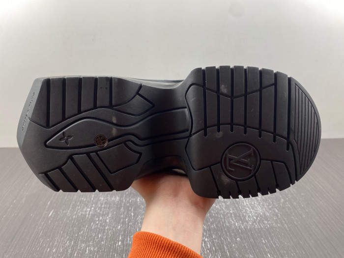 LUSV SNEAKERS