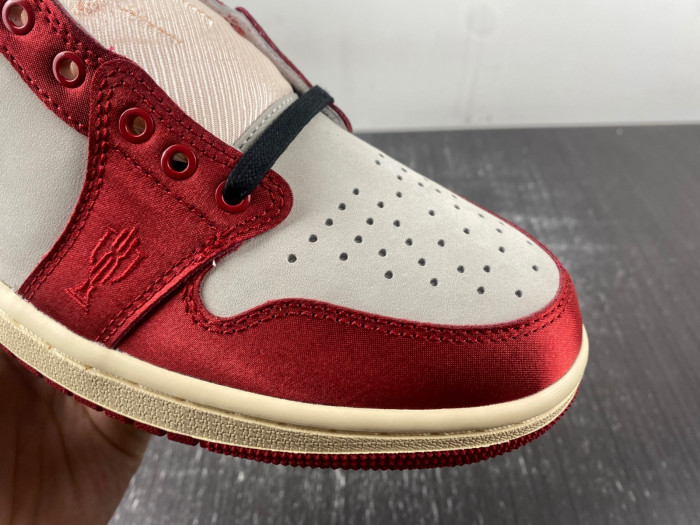 Trophy Room x Air Jordan 1 Low OG FN0432-100