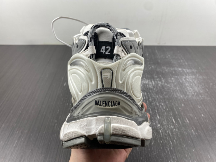 BALCIA RUNNER SNEAKER