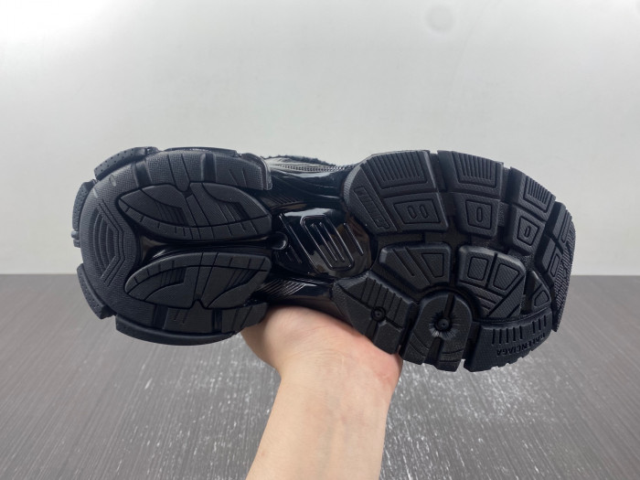 BALCIA RUNNER SNEAKER