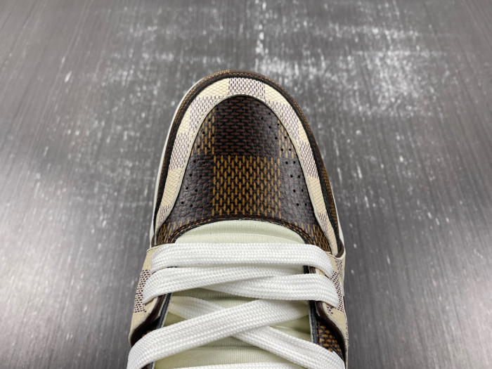 LUSV SNEAKERS
