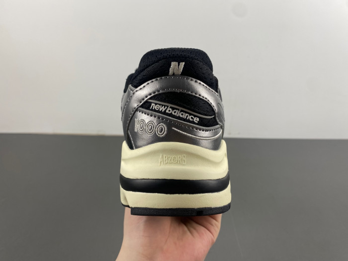 new Ba1an*e 1000 “silver metallic” m1000sl