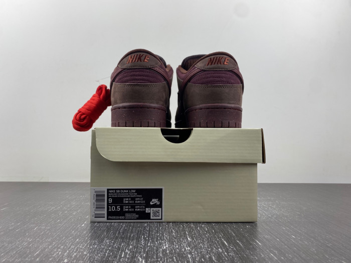 Nike SB Dunk Low "Valentine
