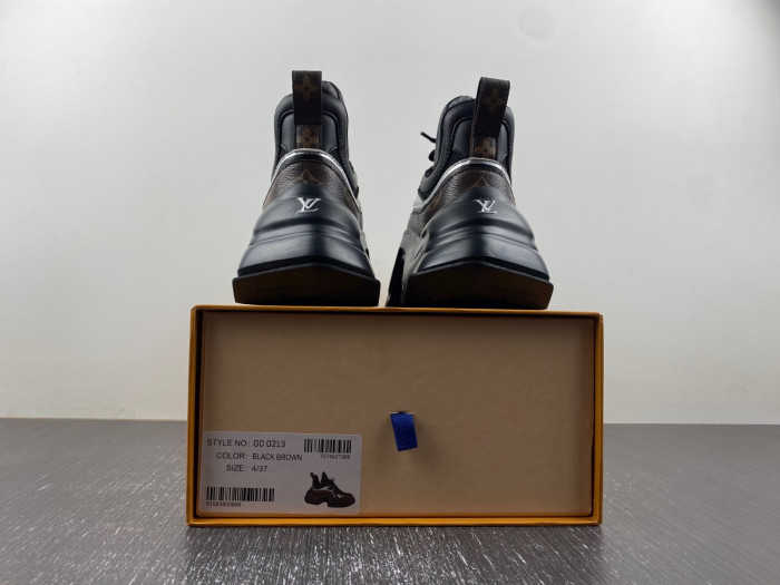 LUSV SNEAKERS