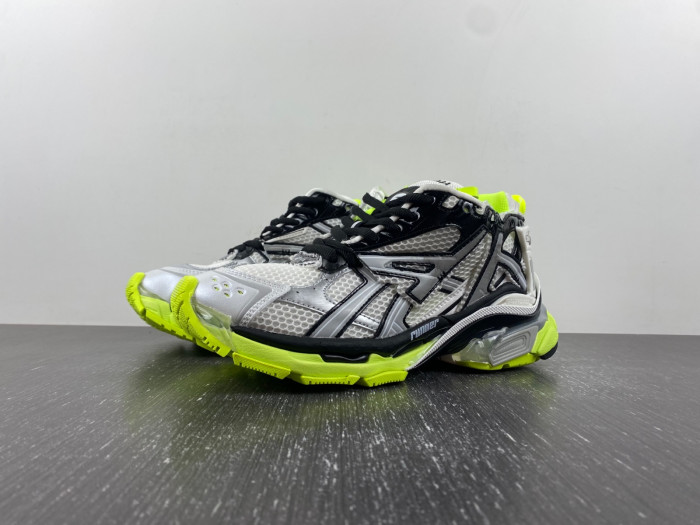 BALCIA RUNNER SNEAKER