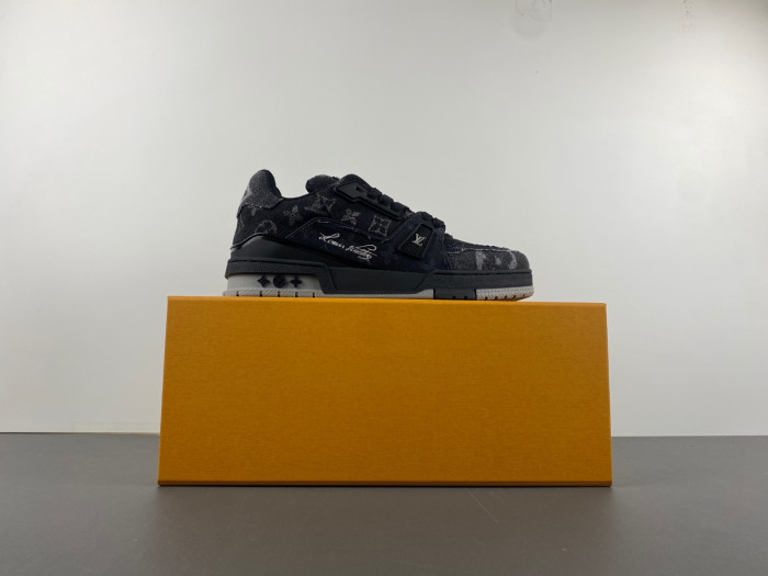 LUSV SNEAKERS