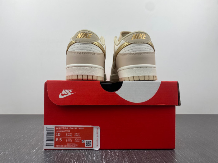 wmns nike dunk low phanT0m metallic gold dx5930-001