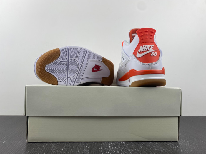Air Jordan 4 Retro DR5415-108