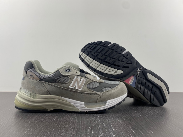 new Ba1an*e 992 grey men''s - m992gr