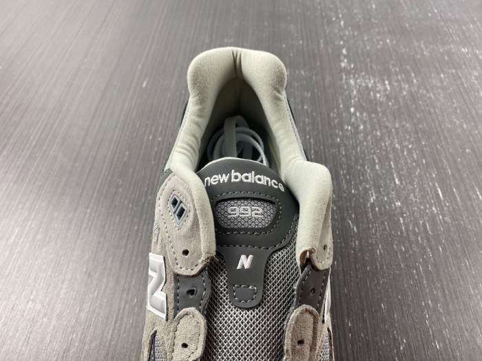 new Ba1an*e 992 grey men
