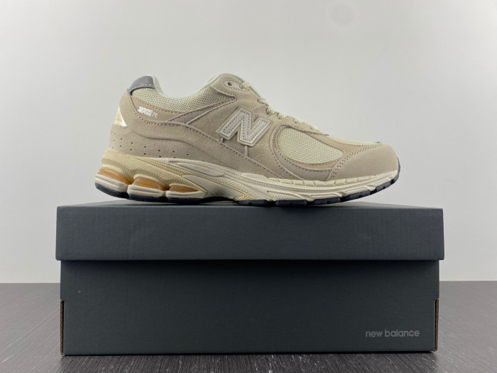 new Ba1an*e m2002rcc calm taupe m2002rcc