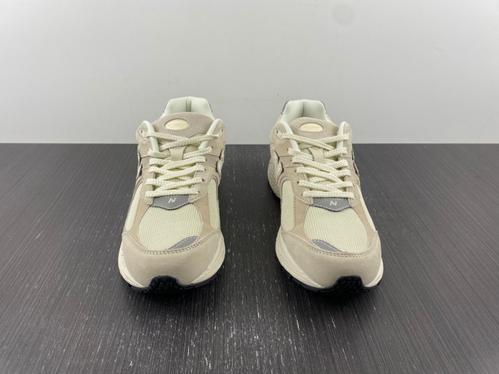 new Ba1an*e m2002rcc calm taupe m2002rcc
