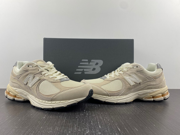 new Ba1an*e m2002rcc calm taupe m2002rcc
