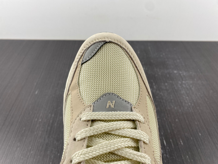 new Ba1an*e m2002rcc calm taupe m2002rcc