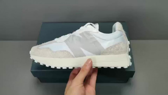 (wmns) new Ba1an*e 327 
