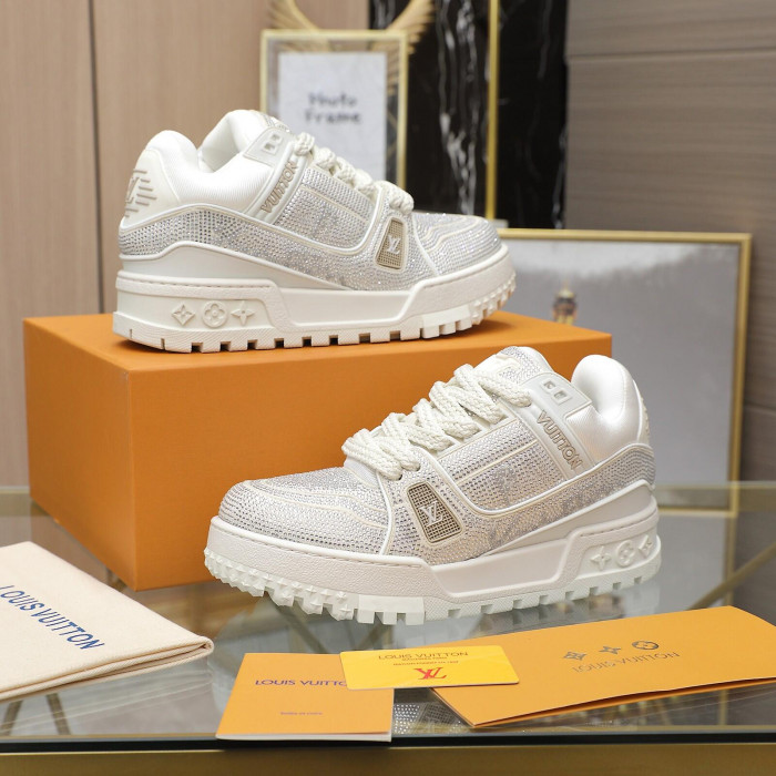 LUSV SNEAKERS