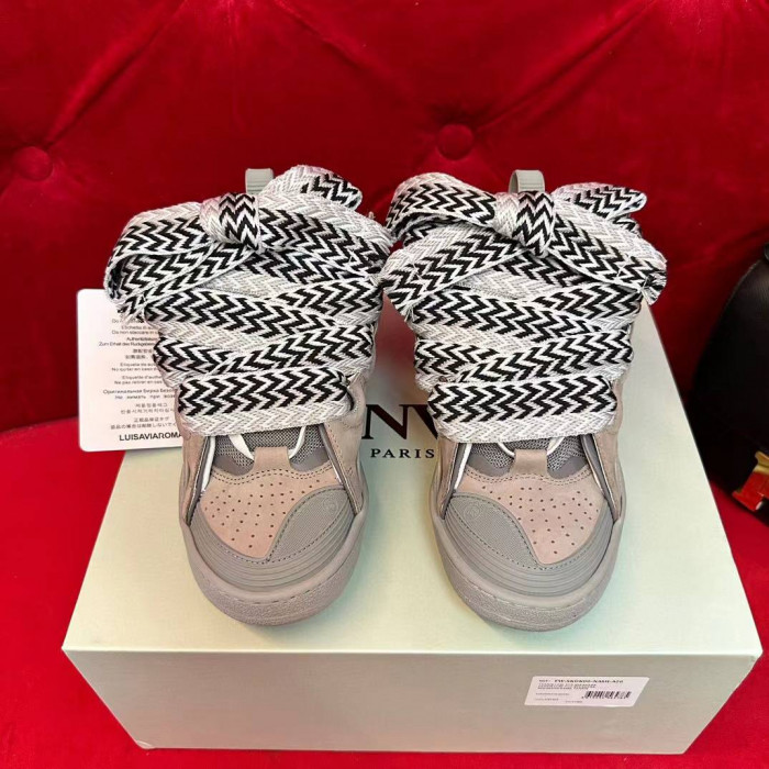 Lanu1n curb sneaker
