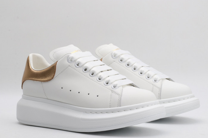 ALEXMQ Sneakers