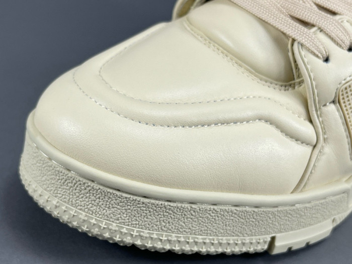 LUSV SNEAKERS