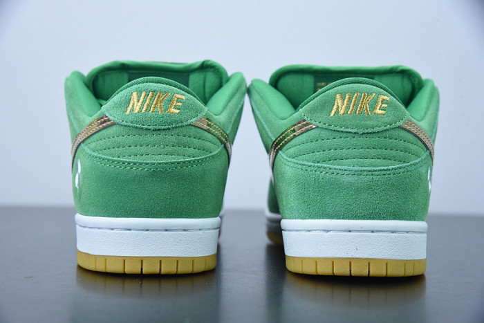 nike sb dunk low st. patR1ck