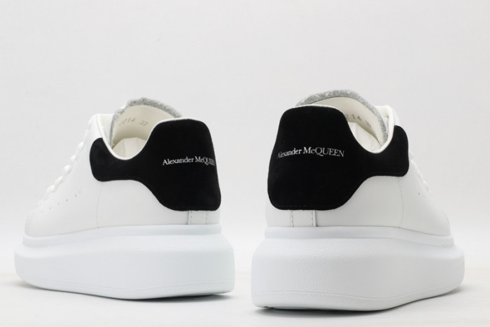 ALEXMQ Sneakers