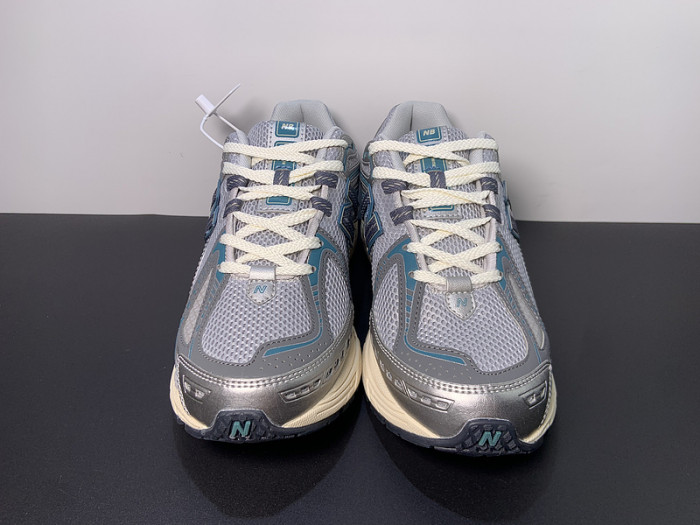 new Ba1an*e 1906r "silver/teal" m1906reo